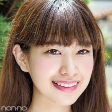 顔型別 前髪セルフカットで小顔 切り方 スタイリング術も伝授 前髪 セルフカット まとめ髪 簡単 ロング 前髪 セルフ