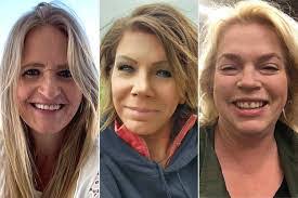 Valerie Oakes's Instagram, Twitter & Facebook