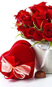 Here's why victorian women assigned meaning to flowers, and how the rose became an enduring symbol of love. Cuori 38 Valentines Happy Valentines Day Valentines Flowers