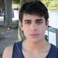 Sean Geyer's Instagram, Twitter & Facebook