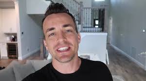 Travis Stephenson's Instagram, Twitter & Facebook