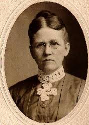 Estella Pryor's Instagram, Twitter & Facebook