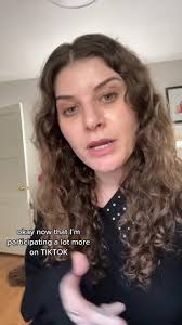 where are my fellow only children at??? 🙋🏻‍♀️ #onlychildproblems  #onlychildsyndrome