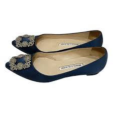 Manolo blahnik designs timeless, sophisticated shoes with a refined sense of femininity. Hangisi Cloth Ballet Flats Manolo Blahnik Blue Size 35 5 Uk In Cloth 12599523