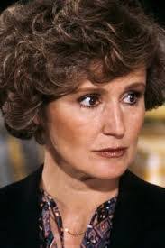 Janis Ward's Instagram, Twitter & Facebook