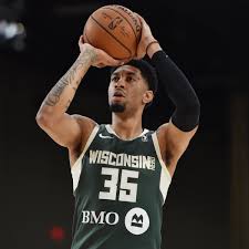 Christian marquise wood (born september 27, 1995) is an american professional basketball player for the houston rockets of the national basketball association (nba). Milwaukee Bucks On Twitter The Bucks Have Recalled Guard Donte Divincenzo And Forward Christian Wood From The Wisconsinherd Fearthedeer Herdup Https T Co D2856coeva