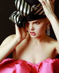 Helene Mayne (@helenemayne_stylist) • Instagram photos and videos