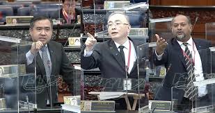 Dr wee ka siong 魏家祥. Former Ministers Blast Dr Wee Ka Siong For Ignorance About Undersea Cables