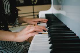 The beethoven foundation is a 501(c)(3) recognized tax deductible foundation aimed at providing instruments and scholarships to musically gifted young individuals. How To Find Decent Piano Movers In Minnesota City Moving Storage Mn