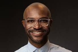 Darci Kern's Instagram, Twitter & Facebook