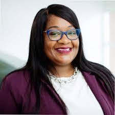 Jessica Pless's Instagram, Twitter & Facebook