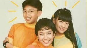 C#m f#m ku tak mau kau diam lagi… d a bicarakan saat ini… bm e agar kita nanti….lebih baik lagi. Trio Kwek Kwek Katanya Lirik