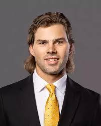 Tommy Middleton's Instagram, Twitter & Facebook