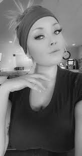 Lacey Christensen's Instagram, Twitter & Facebook