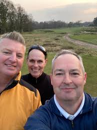 Hotchkin looking great tonight in the late afternoon sunshine. Course  condition amazing so soon after maintenance. Fantastic to get out for a few  holes with Evie 👍