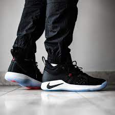 Paul george, paul george all star, paul george schuhe rot, pg turnschuhe. Dominate The Game Like Nba Superstar Paul George In This New Blackred Colorway Of The Nike Pg2 Click On The Photo To Cop A Nike Schuhe Manner Nike Sneaker