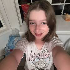 Lilly Stephens (@lilly.stephens62)