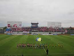 Jadi rumput hybrid itu perpaduan 95 persen rumput alami dan 5 persen sintetis. Rumput Berkualitas Terbaik Ada Di 5 Stadion Ini Gan Kaskus