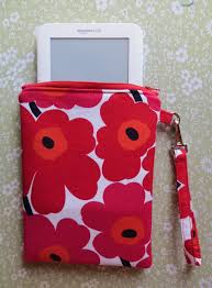 Pin By Familievanleeuwen On E Reader Hoesjes In 2020 Kindle Case Sewing Case