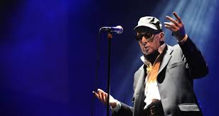 Sur le plateau de midi public, le 20 mars 1985, alain bashung présente son dernier single, première collaboration avec didier golemanas pour les paroles. Alain Bashung En Amont Sera Vraiment Son Dernier Album Studio Confie Sa Veuve