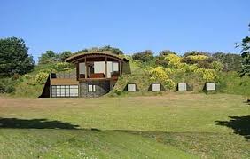 Earth Sheltered Homes Outlined Mountainside Or Hillside Earth Sheltered Homes Earth Sheltered Earth Homes