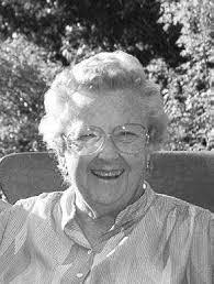 Amanda Sark's Instagram, Twitter & Facebook