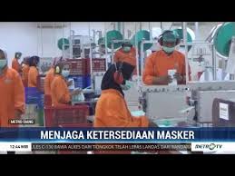 Dari sisi ekonomi, berbagai macam kebutuhan mulai dirasakan masyarakat diantaranya banyak pengurangan karyawan di pabrik, pedagang jualannya. Produsen Masker Kesulitan Dapat Bahan Baku Youtube