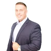 Top Real Estate Agents & Realtors in Miami Gardens, FL for 2024 (Verified) 