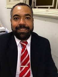 Adriano Leal jogava muita bola!