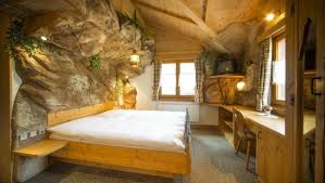 On monday as she prepares for the french open. Hotel Olympia Saas Almagell Wallis Schweiz