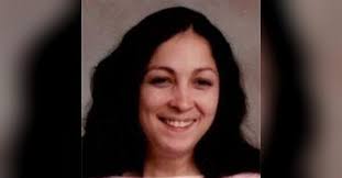 Sandy Huffer's Instagram, Twitter & Facebook