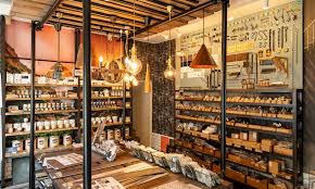 tomoyasukoumuten.com