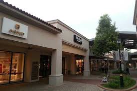 Ini video bagian 2 dimana kami sudah sampai hotel menginap di johor bahru malaysia dan video bagian 2 ini fokus jalan ke jpo. Membeli Belah Di Johor Premium Outlets Percutian Bajet