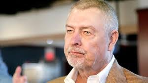 Tyrone Ellison's Instagram, Twitter & Facebook