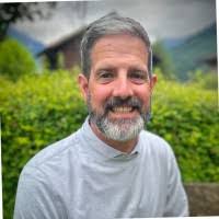 David Haring's Instagram, Twitter & Facebook