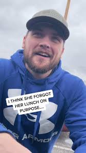 Having to get creative with these artist challenges #surprise #lunch #...