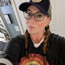 Any recommendations for books with a strong female protagonists? Bonus  points if it has good humour