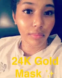 3 generations coming through in support of Single Not Searching starring  this lady I call mom but I think y'all call her Lisa Raye 😜