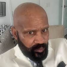 Saturdays are for celebrating, right? 😎 What plans you have for this  weekend? 😎 SaturdayThreads