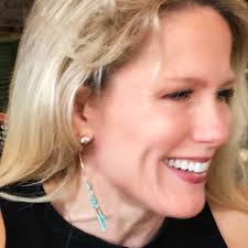 Kimberly Moats's Instagram, Twitter & Facebook