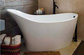 Le vasche piccole maggiormente diffuse sono sempre le tradizionali rettangolari. Vasca Da Bagno Piccola Misure E Soluzioni Rifarecasa Com