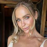 Kasey Costello's Instagram, Twitter & Facebook