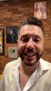 Se liga no convite da Banda BRILHA SOM ..... É sábado 29 Março.... No  Centro de eventos em Capela de Santana.... Todo mundo convidado...