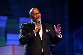 Bishop Marvin Winans Reveals Bladder Cancer Diagnosis