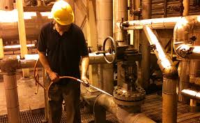 A leak detector solution can also be used proactively to check your hoses when you start your barbecue grill up for the first time in the spring to be sure there are no cracks do not shake the spray bottle to combine the soap and the water, or you will end up with bubbles instead of a liquid solution. What Is Helium Leak Detection Hvs