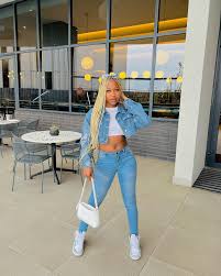 Seemah Mangolwane | Do whatever makes you happy 💫🤍 📸: @dimaaa.02 |  Instagram