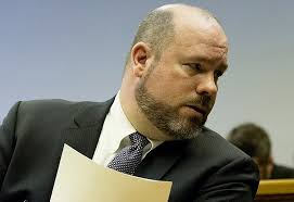 Shane Farrow's Instagram, Twitter & Facebook