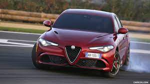 2017 Alfa Romeo Giulia Quadrifoglio Alfa Romeo Giulia Quadrifoglio Alfa Romeo Giulia Alfa Romeo