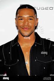 Eddie Gillon's Instagram, Twitter & Facebook