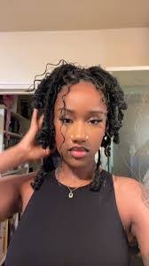 Ebony Lowery's Instagram, Twitter & Facebook